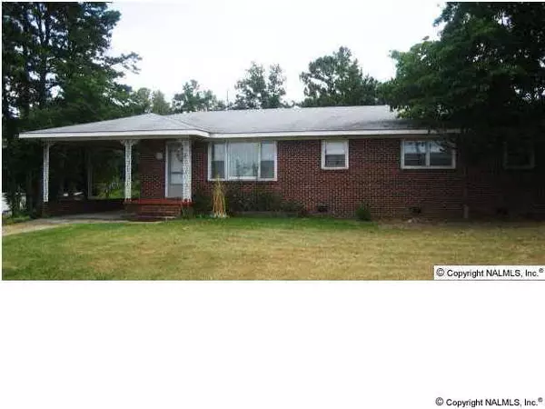 5730 Tammy Little Drive, Section, AL 35771