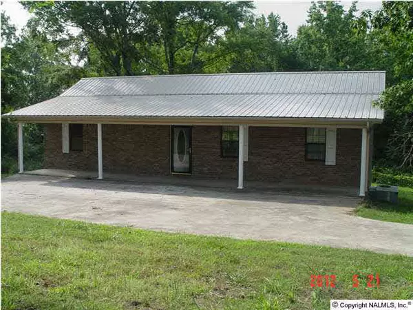 457 County Road 556, Grove Oak, AL 35975