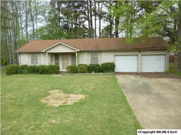 211 Hinds Circle, Arab, AL 35016