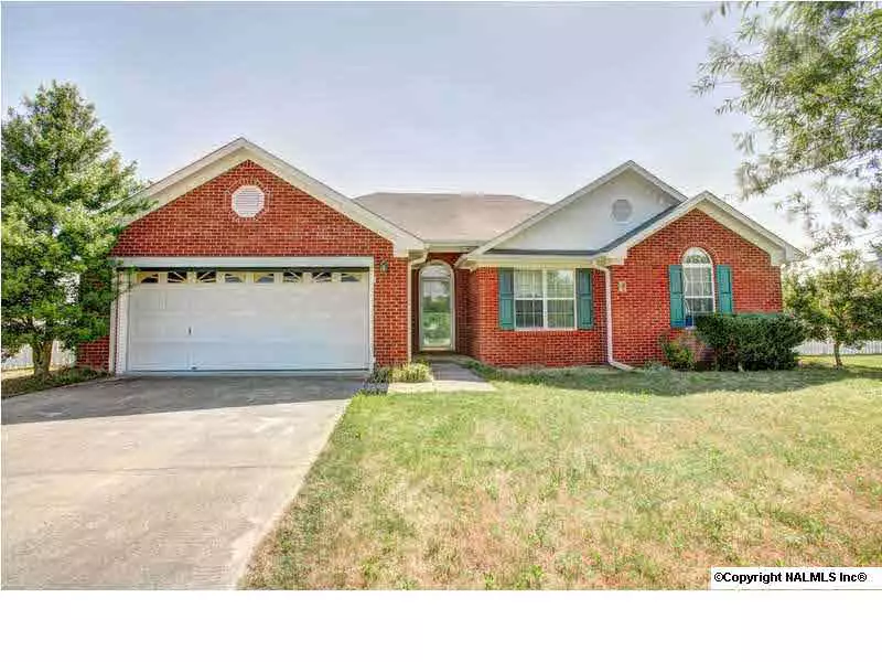 107 White Willow Court, Hazel Green, AL 35750