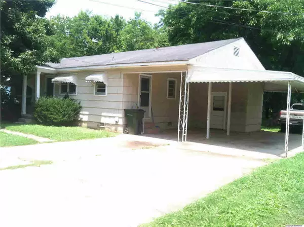 501 South Street, Scottsboro, AL 35768