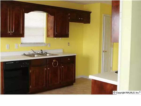 Toney, AL 35773,110 Fox Chase Trail