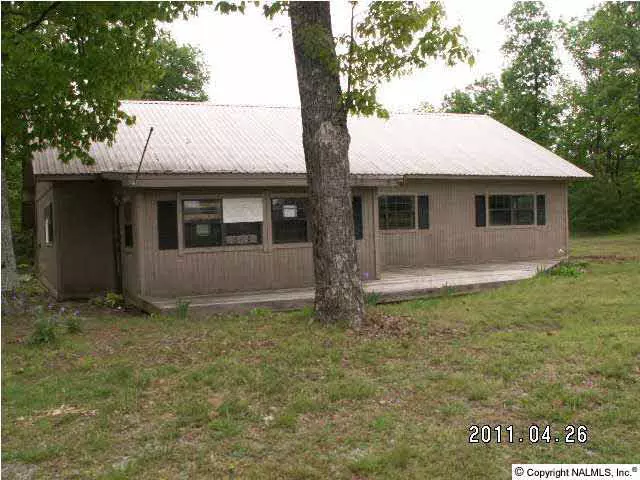 Mentone, AL 35984,10530 County Road 103