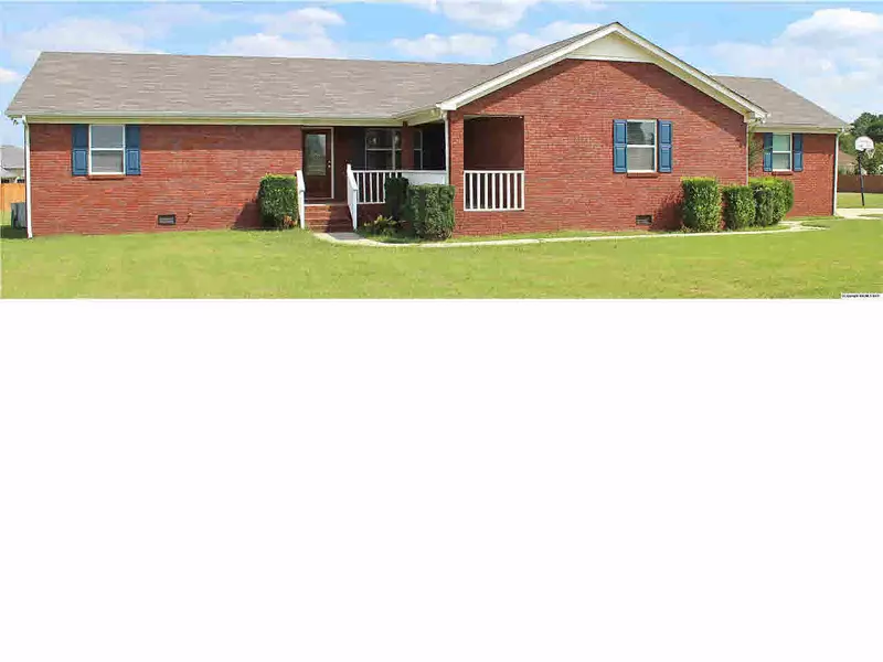 290 Bollweevil Lane, Toney, AL 35773