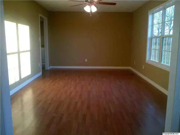 Toney, AL 35773,6886 Old Railroad Bed Road