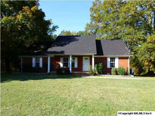 266 Ward Drive, New Market, AL 35761