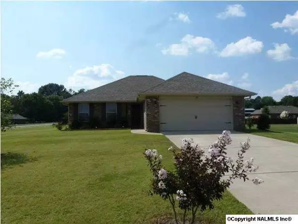 128 Brookes Landing Drive, Huntsville, AL 35811