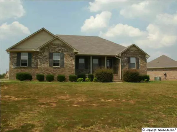 27747 Gretta Circle, Ardmore, AL 35739