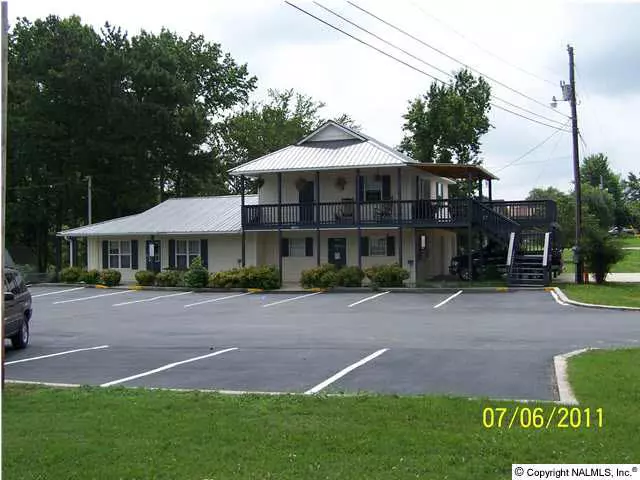 Rainsville, AL 35986,1487 Mccurdy Avenue