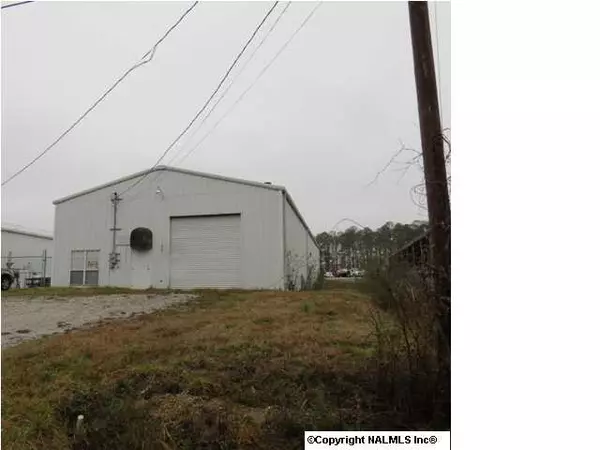 Rainbow City, AL 35906,211 Nita Street