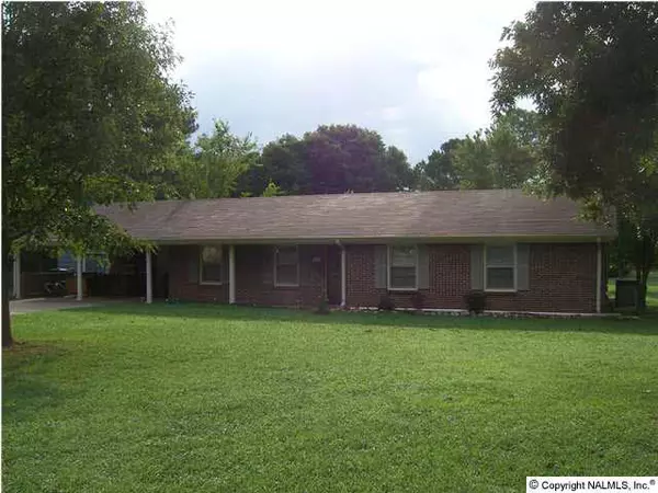 240 Dee Ann Road, Trinity, AL 35673