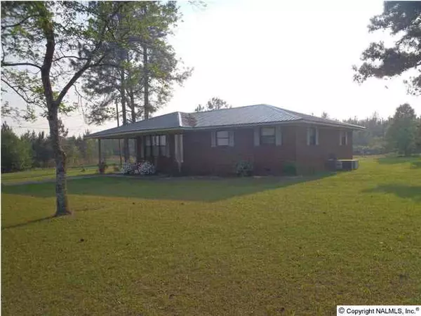 Moulton, AL 35650,283 County Road 237