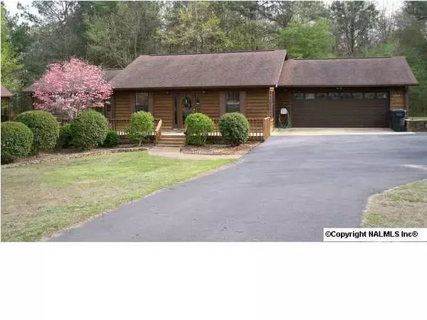 1304 Hollywood Lane, Fort Payne, AL 35967