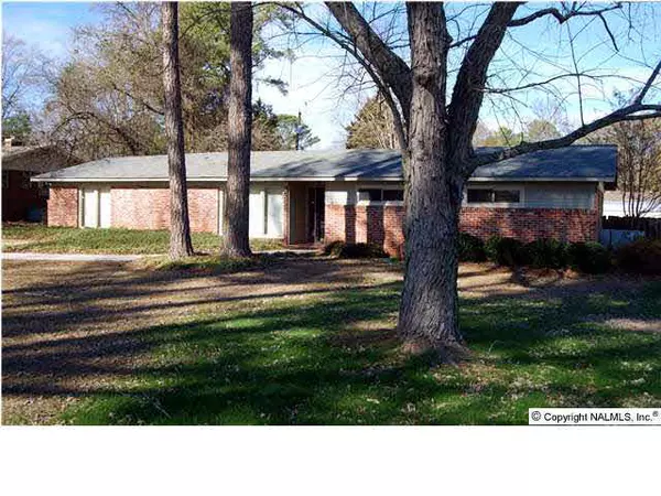 2410 SE Stratford Road, Decatur, AL 35601