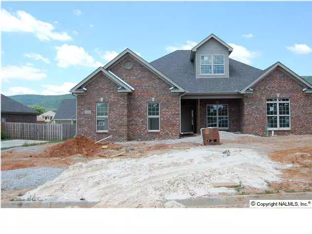 7508 Old Valley Point, Owens Cross Roads, AL 35763