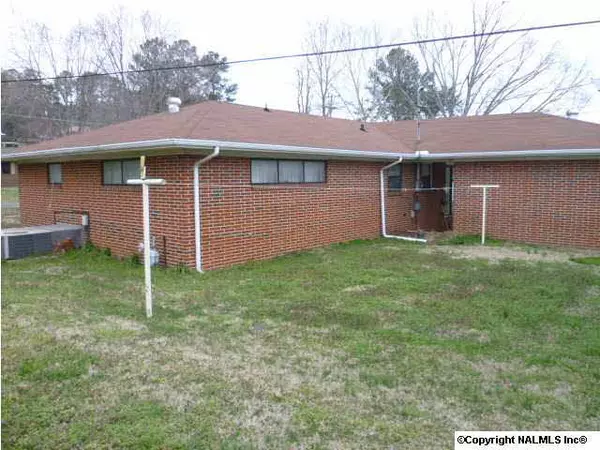 Fort Payne, AL 35967,106 SW 16th Street