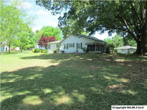 Gadsden, AL 35901,1809 Mckinley Street