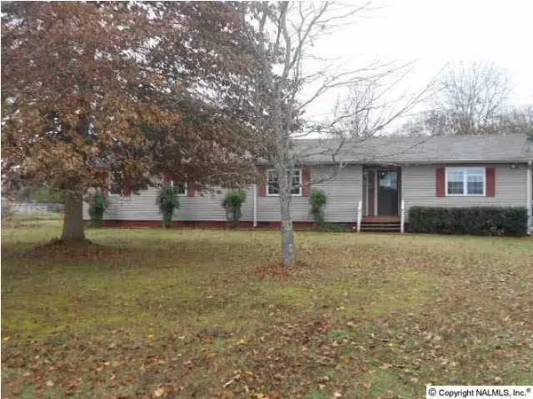 142 Edgar Gooch, Hazel Green, AL 35750