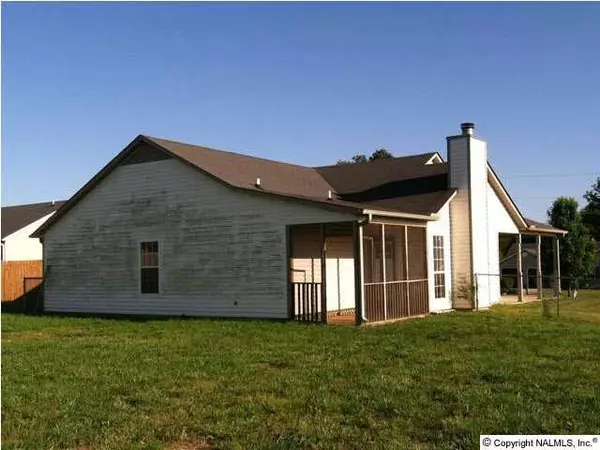 Toney, AL 35773,128 Fox Chase Trail