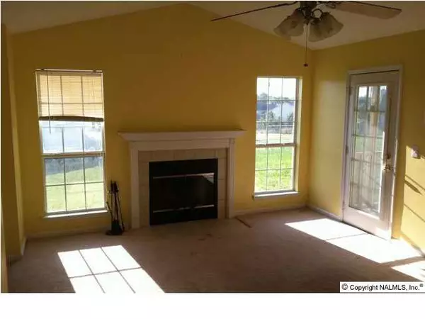 Toney, AL 35773,128 Fox Chase Trail