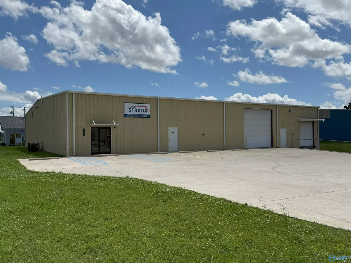 Madison, AL 35756,7055 Greenbriar Road #A