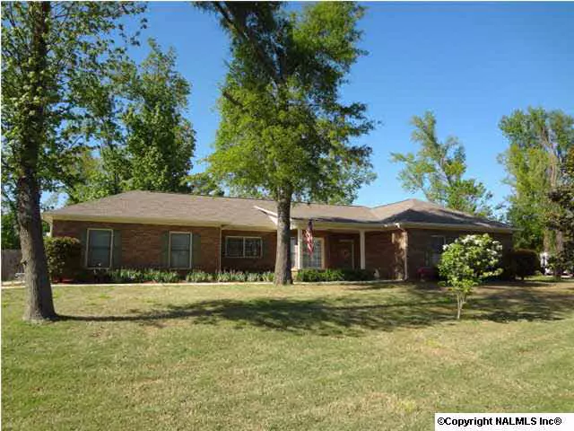 100 Glouchester Road, Harvest, AL 35749