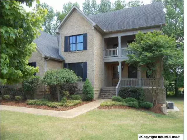 7117 Barefoot Circle, Owens Cross Roads, AL 35763