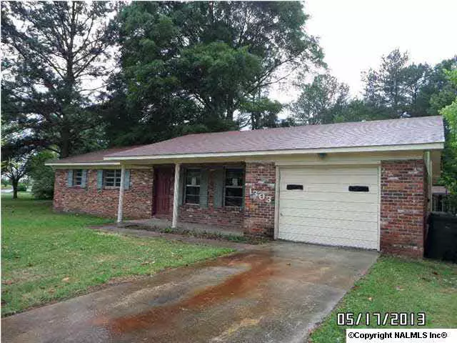 Decatur, AL 35601,1303 Kathy Lane