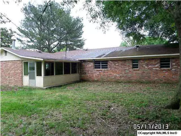 Decatur, AL 35601,1303 Kathy Lane