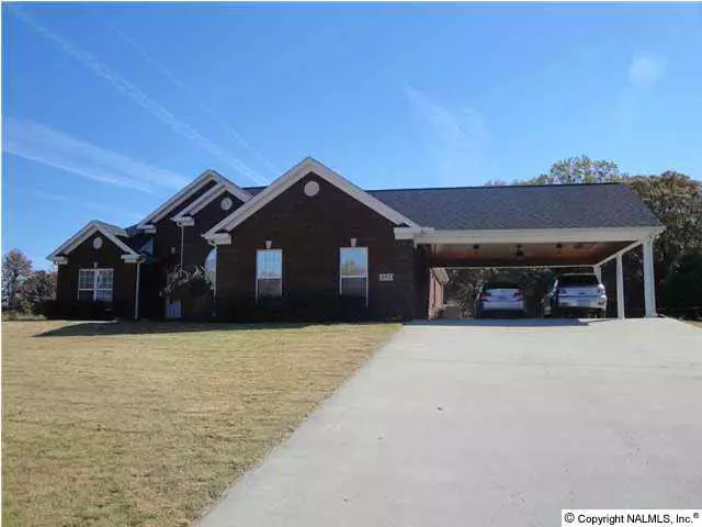 Moulton, AL 35650,193 County Road 232