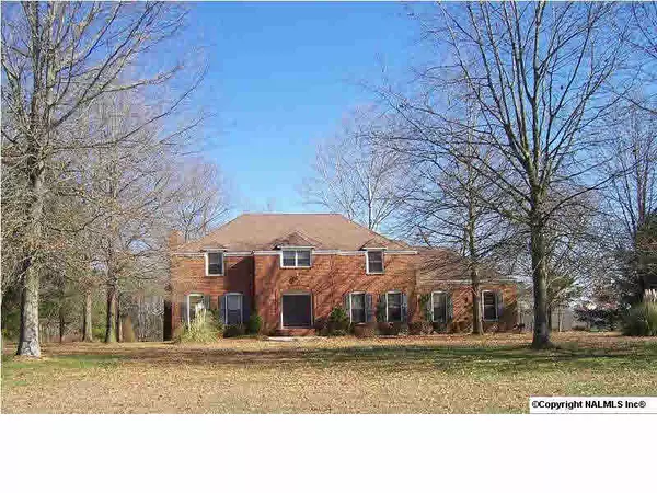 942 Hwy 231, Arab, AL 35016