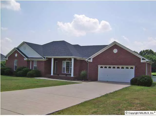 11215 Cardinal Drive, Madison, AL 35756