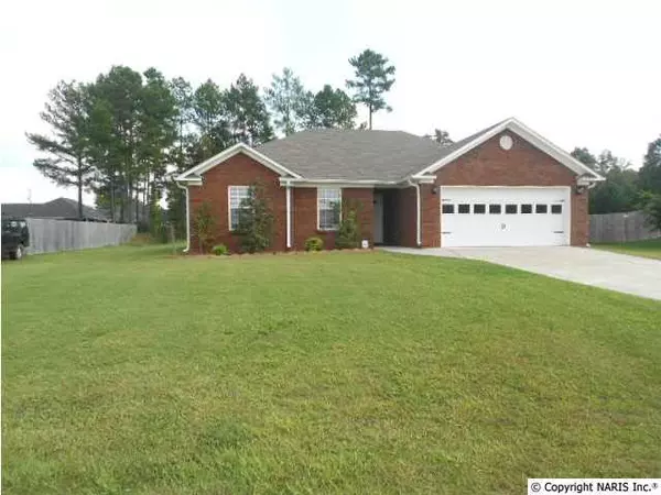 295 Lazy Oak Drive, New Market, AL 35761