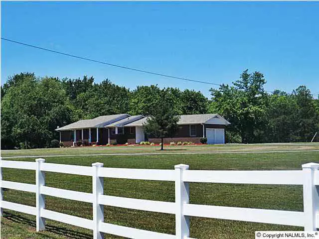 491 Shoal Creek Road, Arab, AL 35016