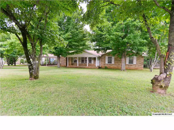 5304 Whitesburg Drive, Huntsville, AL 35802