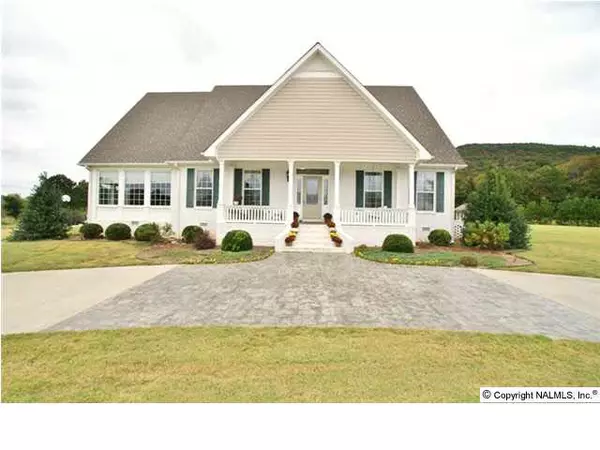 101 Lampwick Circle, Gurley, AL 35748