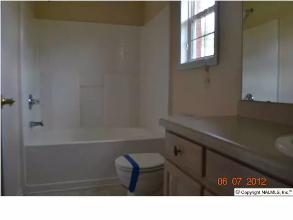 Toney, AL 35773,105 Drake Down Circle