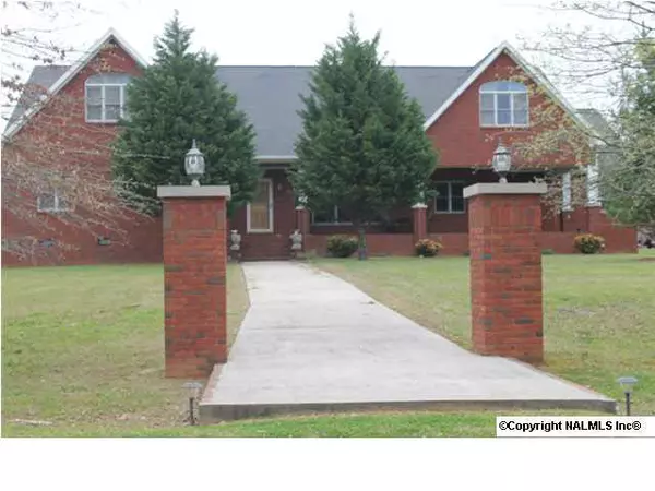 6852 County Road 52, Dawson, AL 35963