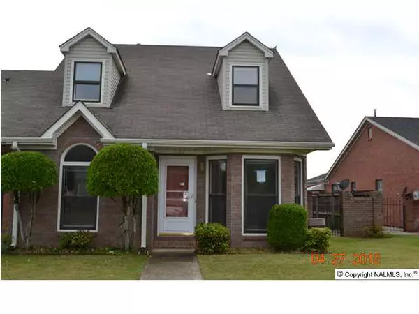 2405 Chaucer Circle, Decatur, AL 35601