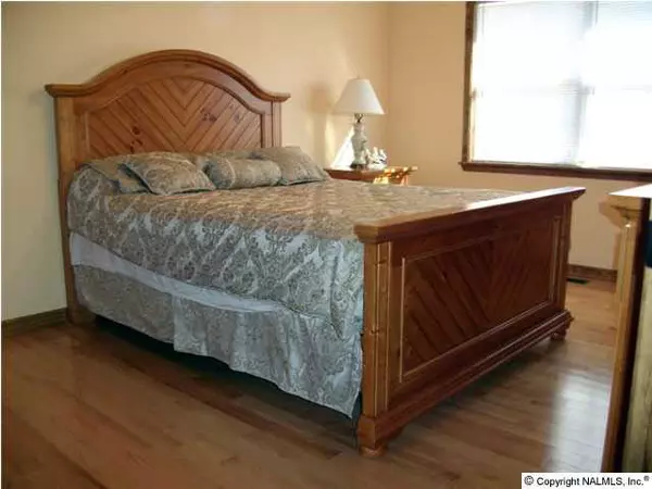 Rainsville, AL 35986,189 County Road 1016