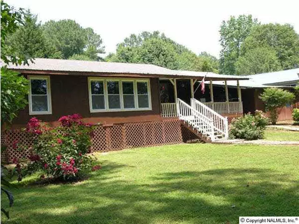 Scottsboro, AL 35769,1370 Holiday Shores Road