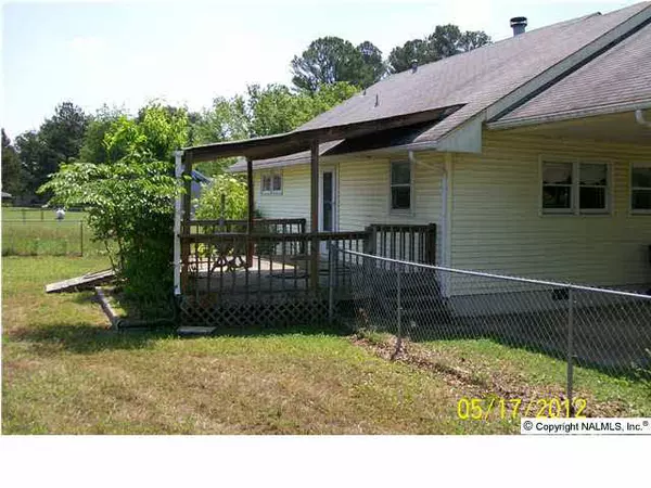 Toney, AL 35773,399 Baites Road