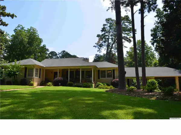 223 Ridgeway Avenue, Gadsden, AL 35901