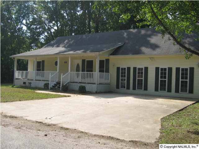 Athens, AL 35611,521 Frazier Street