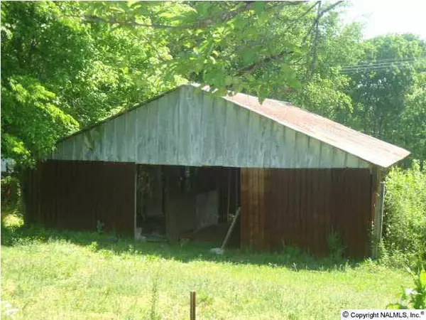 Toney, AL 35773,18708 Canoebrook Lane