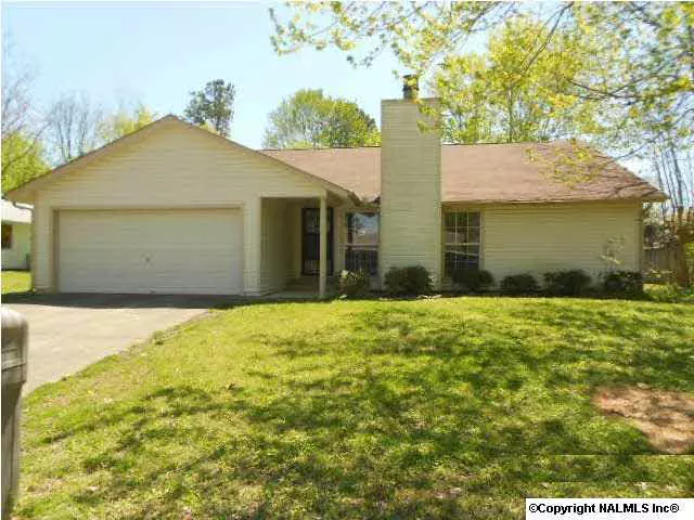 2004 E Tuliptree Drive, Huntsville, AL 35803