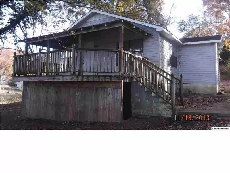 3121 North Street, Guntersville, AL 35976