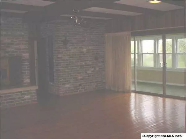 Albertville, AL 35950,505 East Main Street