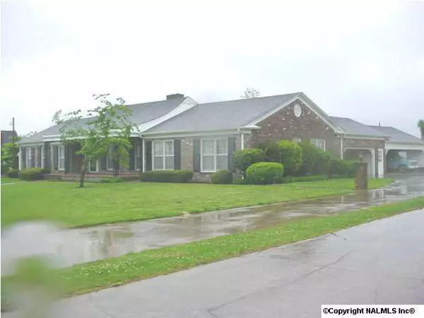 Albertville, AL 35950,505 East Main Street