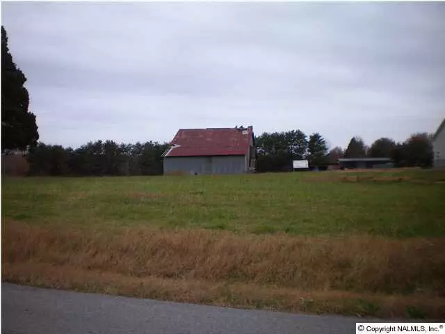 494 Brooks Church Road, Hazel Green, AL 35750